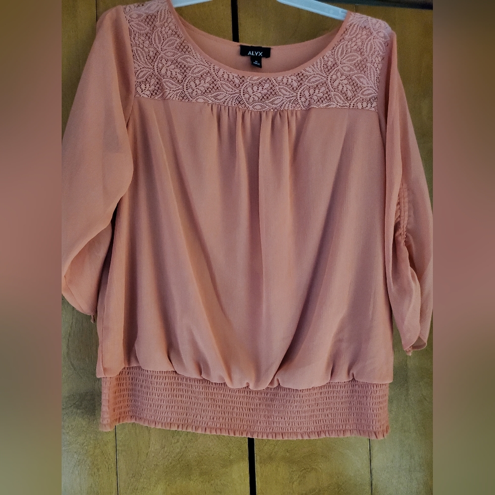 Women's Peach Top Size 1X